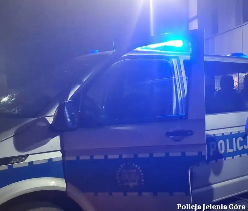Policja w Jeleniej Górze odnaleźć młodego mężczyznę w kryzysie