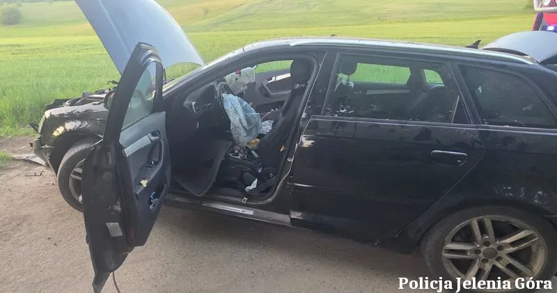 Zatrzymanie 34-latka za ucieczkę przed policją i posiadanie narkotyków