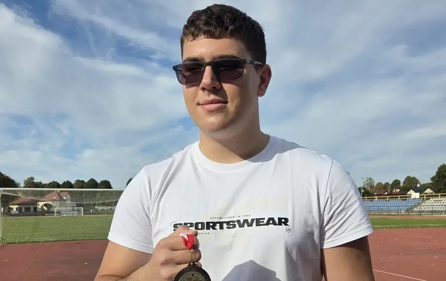 Brązowy medal dla Jakuba Smolarka na Paralekkoatletycznych Mistrzostwach Polski w Pięcioboju