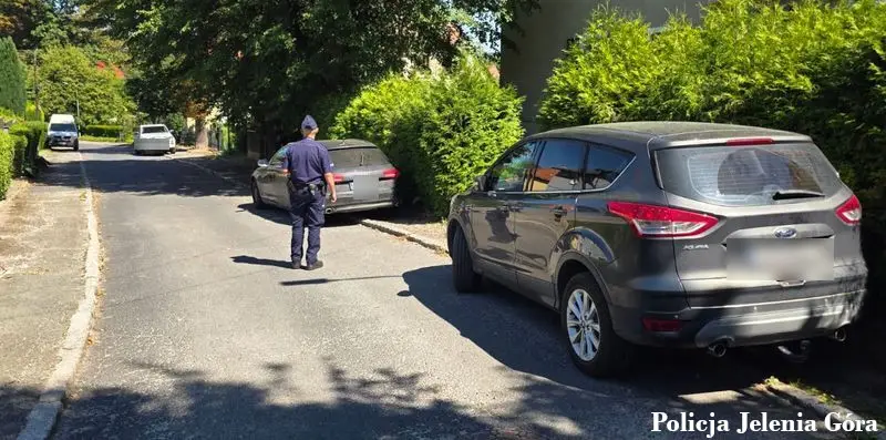 Prewencja policji w Kowarach w sprawie nieprawidłowego parkowania