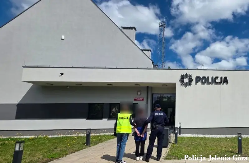Kowary: 50-latka zatrzymana za podpalenie po konflikcie z partnerem