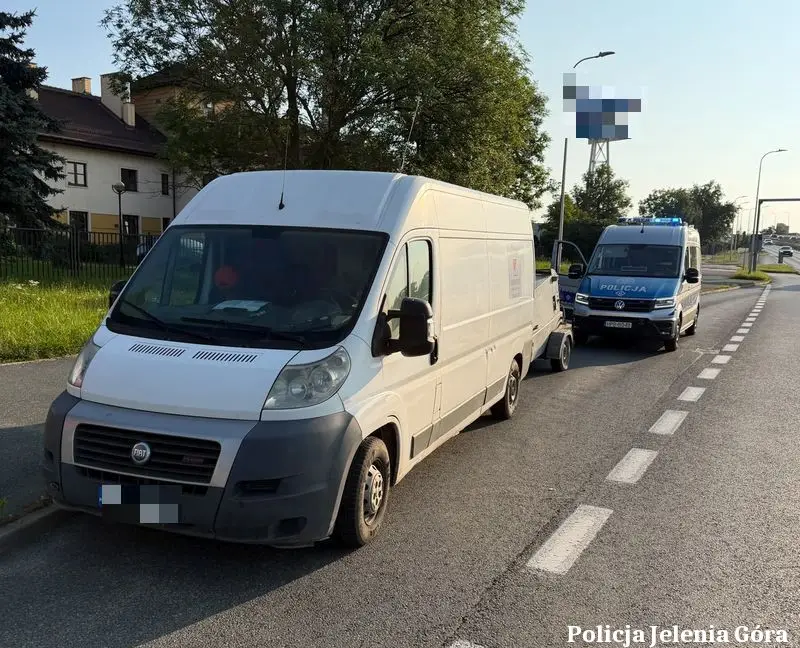 Kumulacja naruszeń podczas kontroli drogowej. Fiat nie mógł kontynuować jazdy