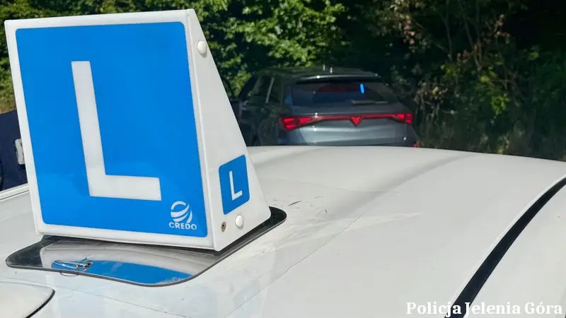 Kursantka z autem nauki jazdy przekroczyła prędkość o 26 km/h - interwencja policji