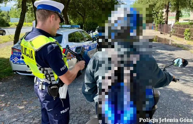Policja podejmuje działania dla zapewnienia bezpieczeństwa na drogach Jeleniej Góry i powiatu karkonoskiego w nadchodzący weekend