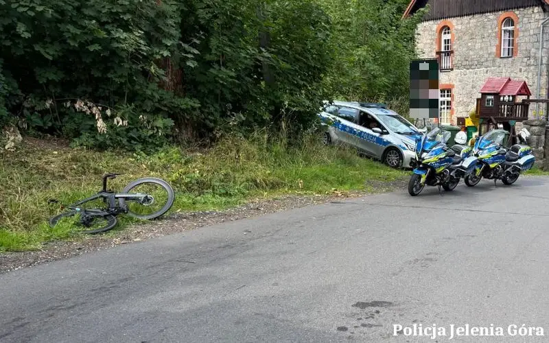 Wypadek rowerzysty w Sosnówce. Policja zwraca uwagę na bezpieczeństwo na drogach