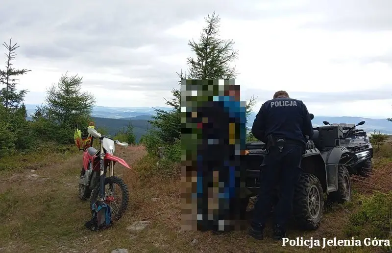 Kary dla kierowców crossów za nielegalny wjazd do lasów w Kowarach