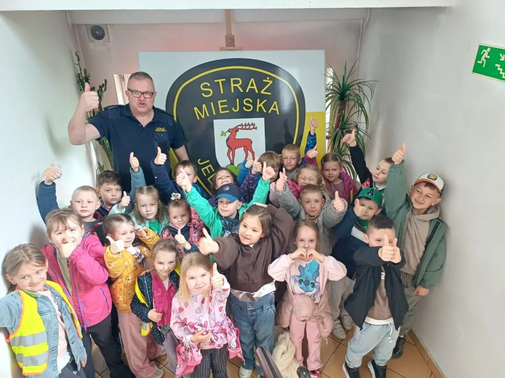 Przedszkolaki odwiedziły Straż Miejską