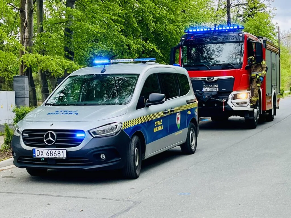 Pożar odpadów na ulicy Łazienkowskiej