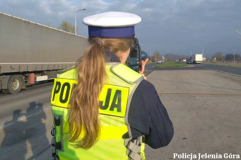 Akcja Policji: Kaskadowy pomiar prędkości