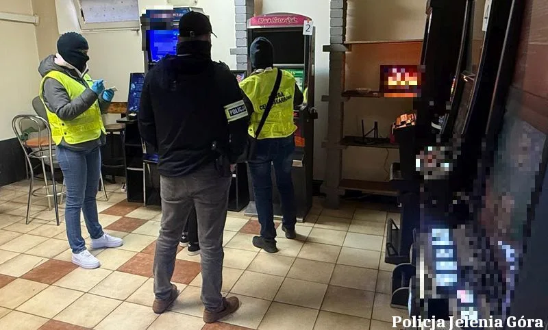 Zatrzymanie nielegalnych automatów do gier w Jeleniej Górze